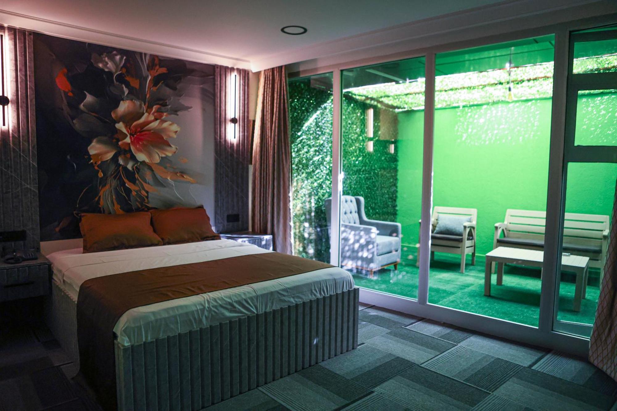 City Night Suites & Hotels Cekme Esterno foto